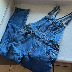 Free People overalls sooo comfortable and cute worn in but great condition